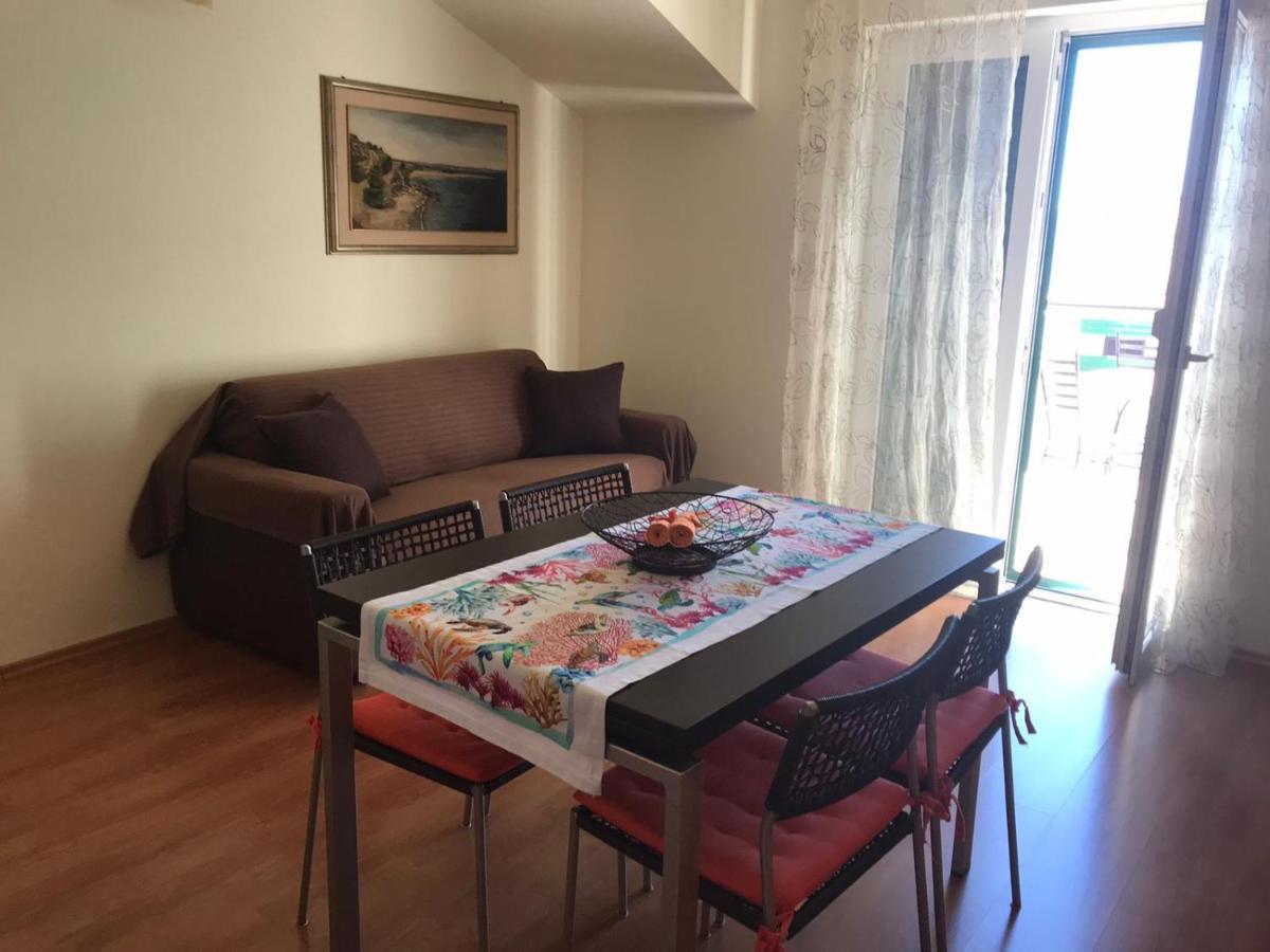 Apartmani Katarina Бол Экстерьер фото