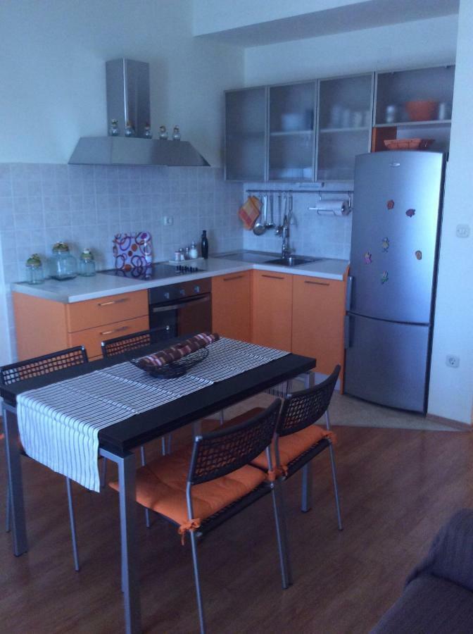 Apartmani Katarina Бол Экстерьер фото