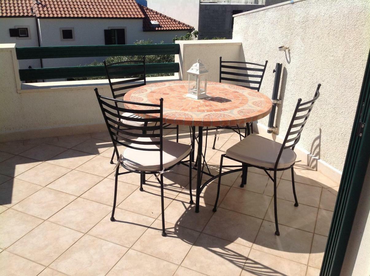 Apartmani Katarina Бол Экстерьер фото